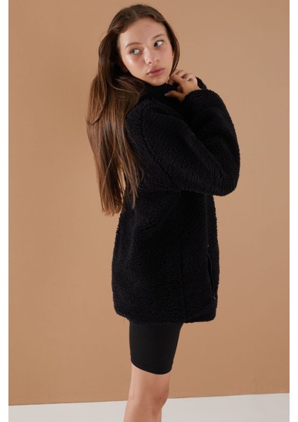 Siyah Göğüs Cepli Kapüşonlu Kız Çocuk Peluş Hırka 19499 fırsatları