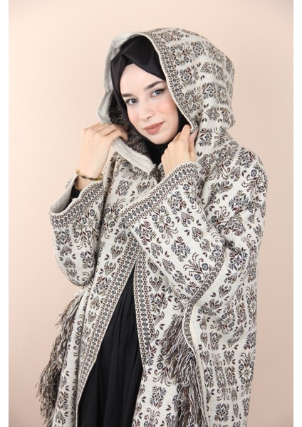 Bej Loryan Scarf Kapşonlu Panço