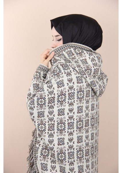 Bej Loryan Scarf Kapşonlu Panço fırsatları