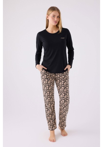8891 Kadın Uzun Kol Pijama Takım
