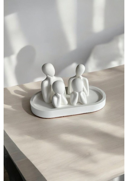Dörtlü Aile Dekoratif Obje Biblo (8 Cm-7 Cm-6 Cm)
