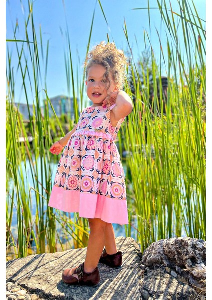 Geometrik Desenli Kolsuz Yazlık Kız Çocuk Elbise "su" Modeli fiyatları