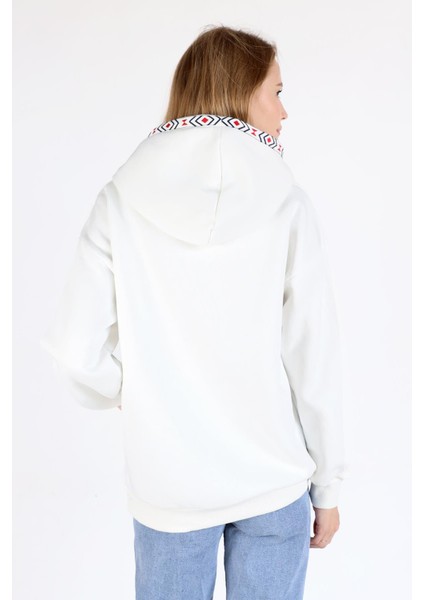 9141M Yaka Cep Baskı Kapüşonlu Sweat Ekru indirimleri