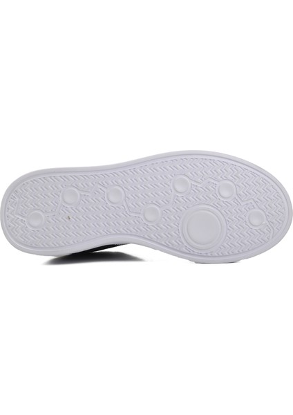 B-573 Siyah-Beyaz Bağcıklı Unisex Sneaker indirimleri
