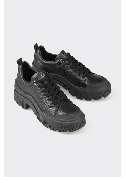 Siyah Deri Kadın Spor Ayakkabı fiyatları