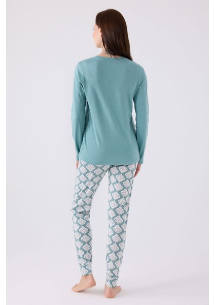 8906 Kadın Uzun Kol Pijama Takım modelleri