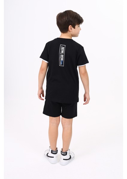 Erkek Çocuk Baskılı Şortlu Takım fırsatları