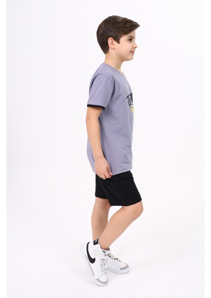 Erkek Çocuk Baskılı Şortlu Takım modelleri