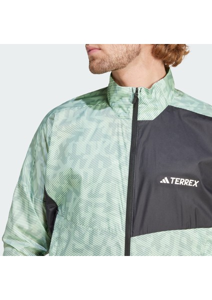 Terrex IN6727 Terrex Trail Running Wind Jacket fırsatları