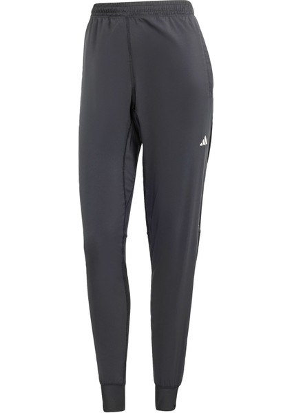 Performance IK7444 Own the Run Pants modelleri