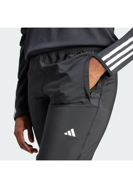 Performance IK7444 Own the Run Pants fırsatları