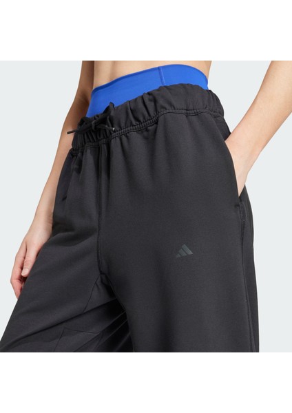 Performance IV9220 PrimeLift Loose Fit French Terry Pants fırsatları