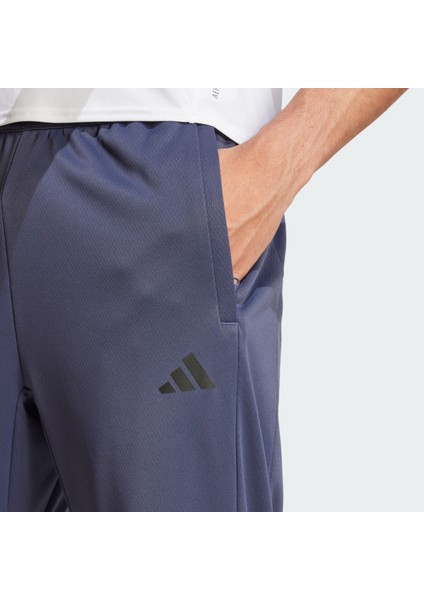 Performance IX0925 Train Essentials Camo Training Pants
