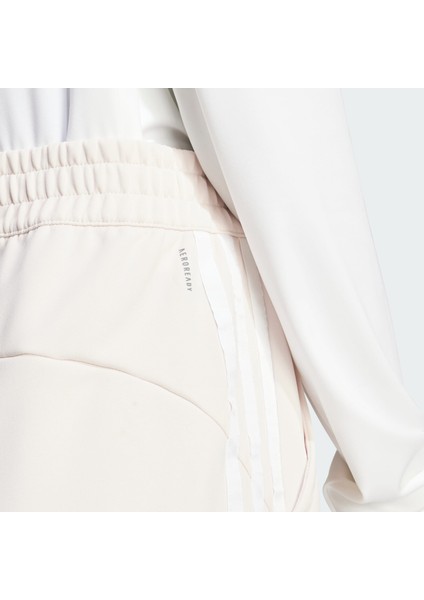 Performance IS3969 AEROREADY Train Essentials 3-Stripes Pants fırsatları