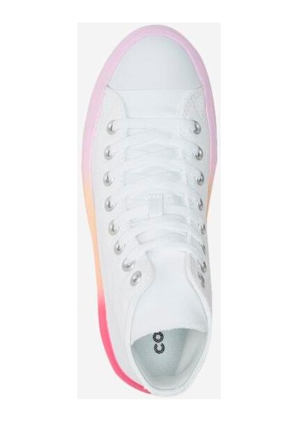 Chuck Taylor All Star Move