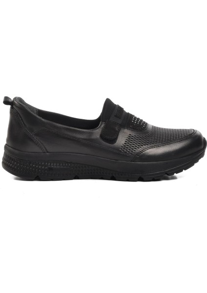 017-C Siyah Hakiki Deri Kadın Günlük Ayakkabı fiyatları