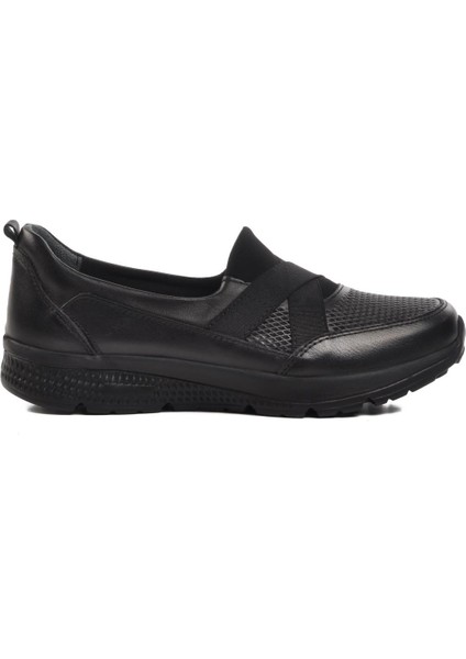 017-L Siyah Hakiki Deri Kadın Günlük Ayakkabı fiyatları