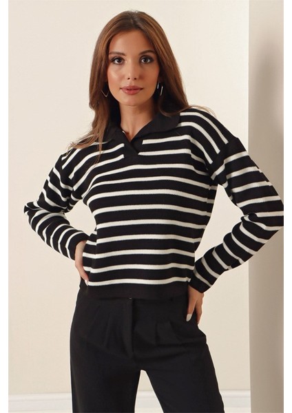 Polo Yaka Çizgi Detaylı Kazak