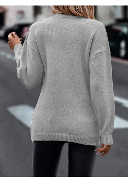 Kruvaze Yaka Yürütme Desenli Saç Örgülü Triko Kazak Gri fiyatları