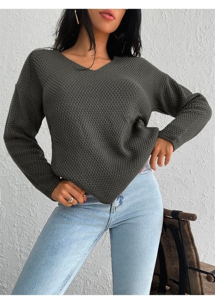 V Yaka Pirinç Örgü Rahat Kalıp Esnek Dokulu Gri Renk Kazak