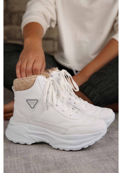 Bayan Bağcıklı Spor Bot BEYAZ fiyatları