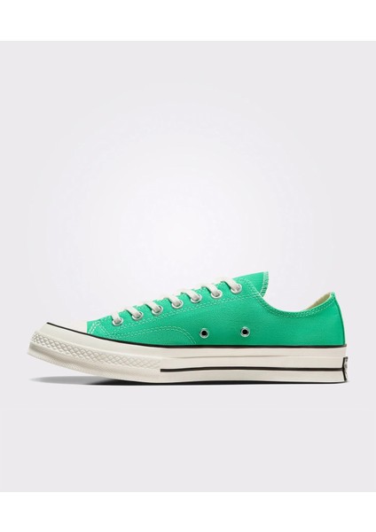 Chuck 70
