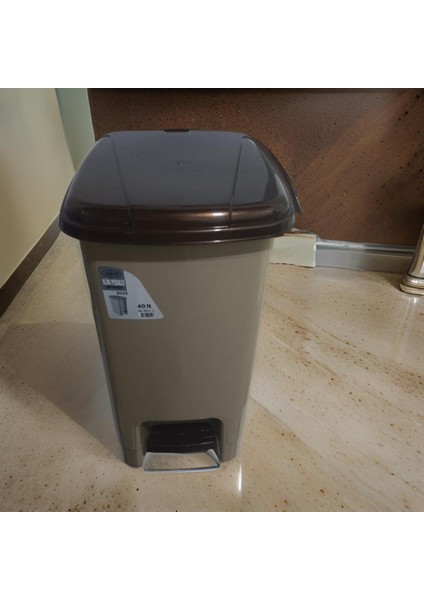 55*35*28 cm Ebatında 40 Lt Pedallı Kapaklı Krem Çöp Kovası (Banyo - Mutfak - Tuvalet - Balkon)