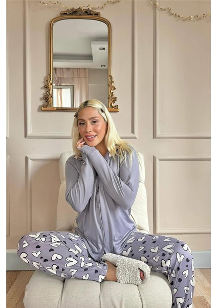 Gri Kalp Desenli Termal Önden Düğmeli Kadın Pijama Takımı modelleri