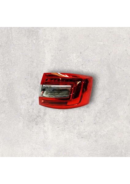 5E5945112B Stop Lambası SAĞ Led - Octavıa 2018-2021