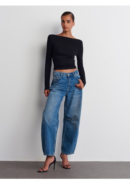 31213 Kayık Yaka Uzun Kollu Top-Siyah modelleri