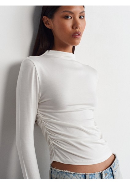 30504 Yandan Büzgülü Uzun Kollu Bluz-Ekru indirimleri