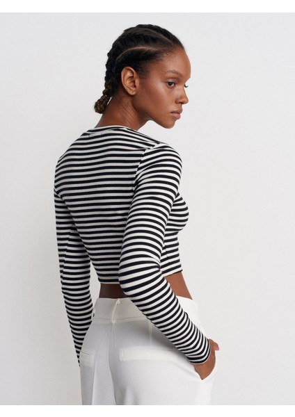 31232 Çizgili Uzun Kollu Crop Top-Ekru-Siyah
