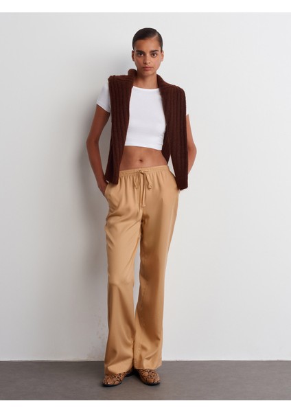 31104 Modal Crop Top-Beyaz