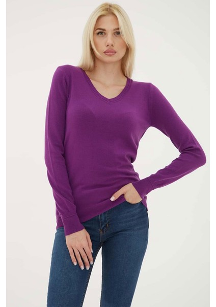 Kadın V Yaka Kazak indirimleri