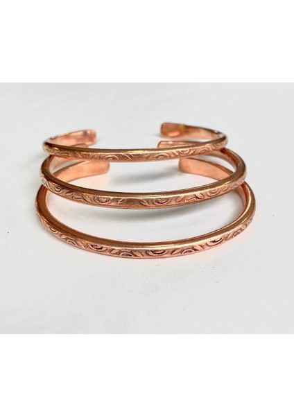El İşlemeli Saf Bakır Bileklik, Metalik Renk, Doğal ve Şık Takı Seçeneği modelleri