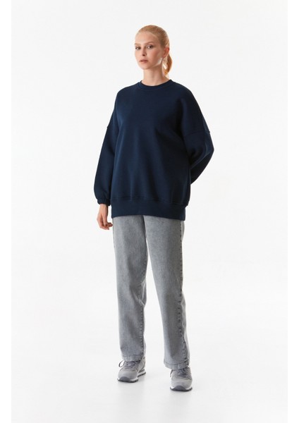 Basic Bisiklet Yaka Sweatshirt