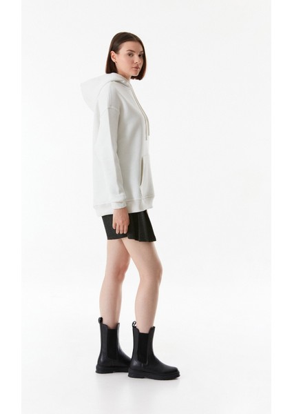 Basic Kanguru Cepli Kapüşonlu Sweatshirt indirimleri
