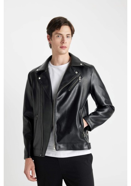 Su Ve Rüzgar İtici Slim Fit Dar Kesim Mevsimlik Astarlı Fermuarlı İç Cepli Suni Deri Biker Mont C5715AX24AU fırsatları