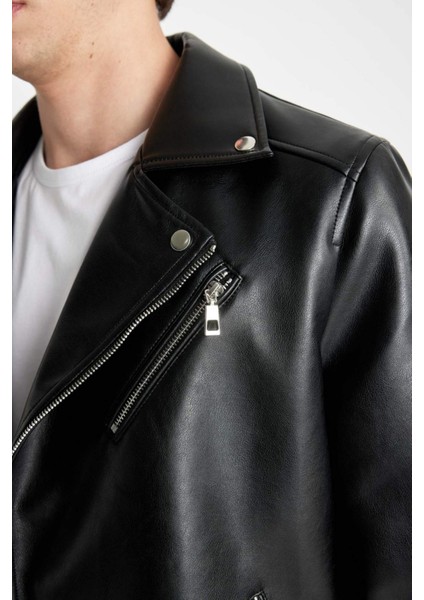 Su Ve Rüzgar İtici Slim Fit Dar Kesim Mevsimlik Astarlı Fermuarlı İç Cepli Suni Deri Biker Mont C5715AX24AU indirimleri