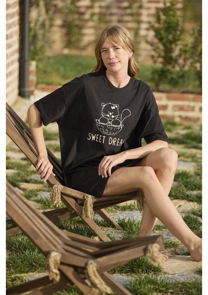 Kadın Kedi Basklılı "sweet Dreams" Gecelik 24129