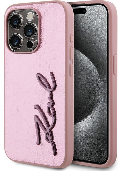 Apple iPhone 15 Pro Max Kılıf Lisanslı 3D Kl Yazılı Tüylü Yüzey Saffiano Rhinestones Pembe