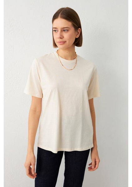 Krem Bisiklet Yaka Düz T-Shirt fiyatları
