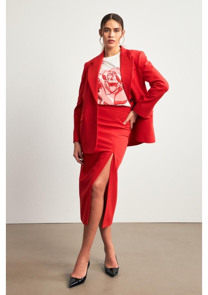 Kırmızı Tek Düğme ve Cep Detaylı Ceket indirimleri