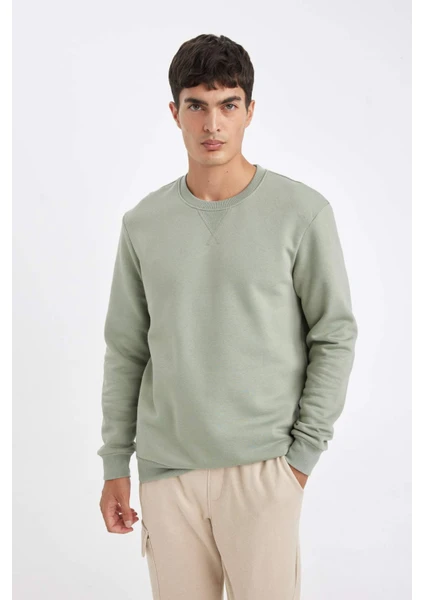 Regular Fit Bisiklet Yaka Kalın Basic Düz Sweatshirt T3777AZ24AU