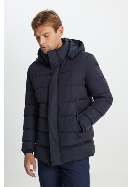 Standart Fit Normal Kesim Çıkma Kapüşon Yaka Yan Cepli Mont fırsatları