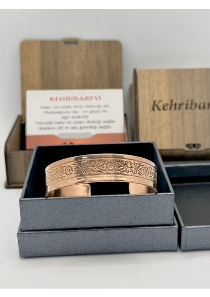 El yapımı unisex bakır bileklik, şık ve doğal tarzınıza uygun. fiyatları