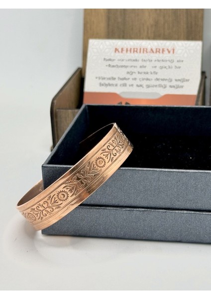 El yapımı unisex bakır bileklik, şık ve doğal tarzınıza uygun. modelleri