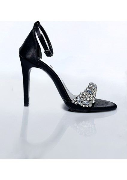 Saten Taş Detaylı Tek Bant Abiye Ayakkabı