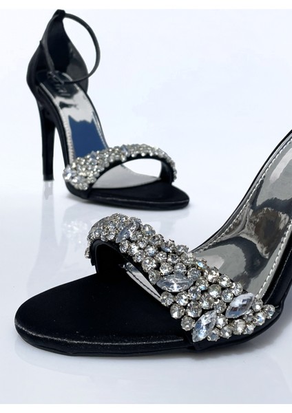 Saten Taş Detaylı Tek Bant Abiye Ayakkabı indirimleri