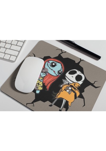 Voodoo Bebek Aşkı Anime Hediyelik Baskılı Mouse Pad